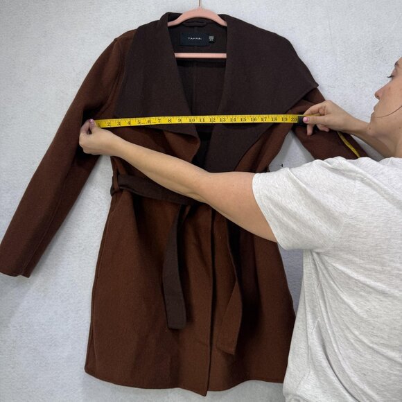 Tahari Coat Womens Medium Wool Blend Wrap Belted Collar Pockets Fall Jacket - Picture 3 of 10